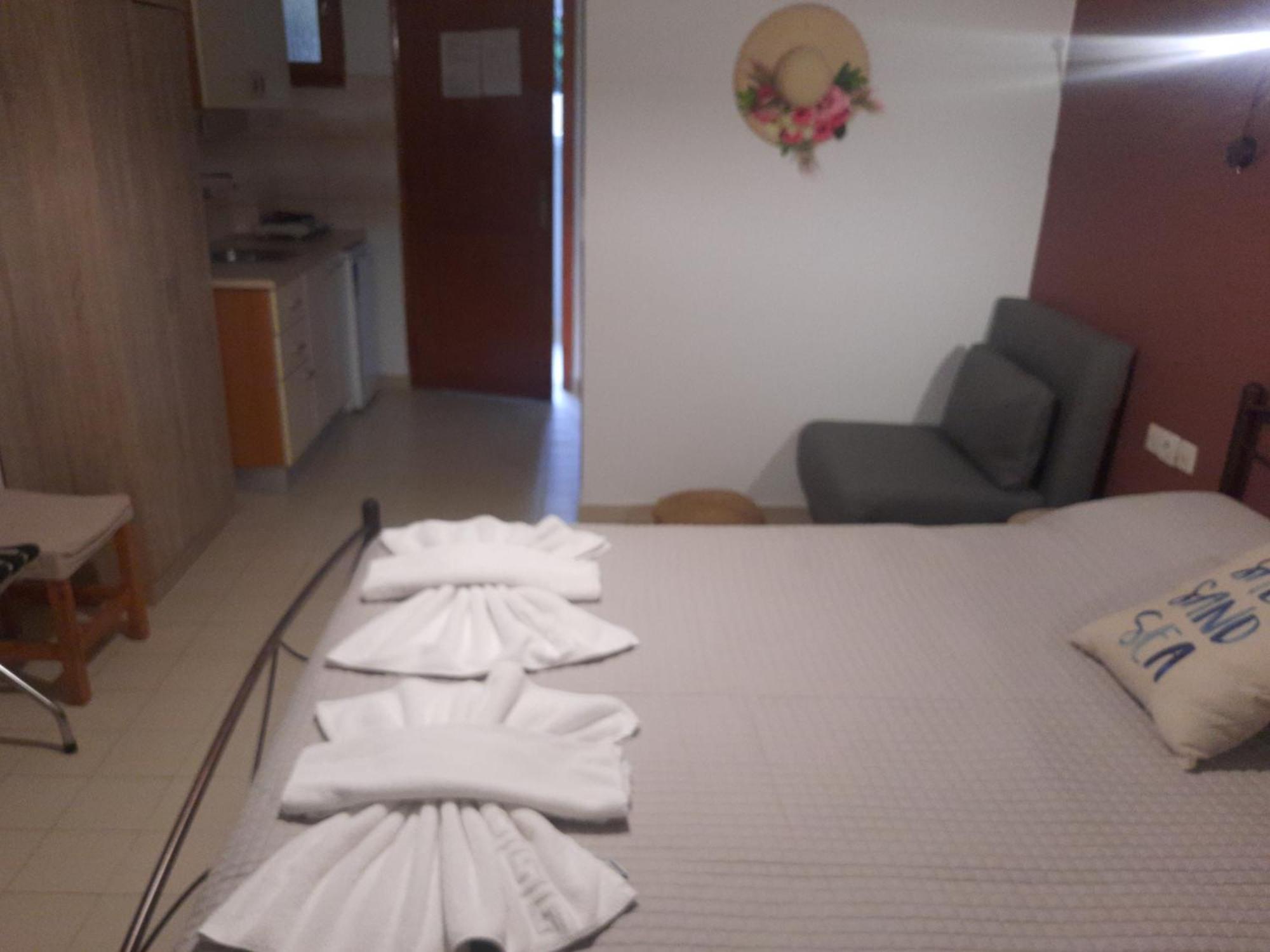 Angelo Apartments Толон Екстериор снимка